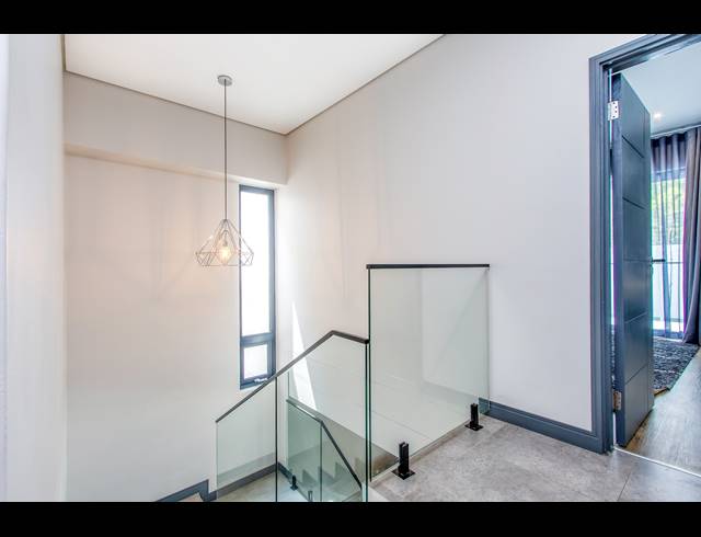 3 BEDROOM CLUSTER TO LET IN BRYANSTON